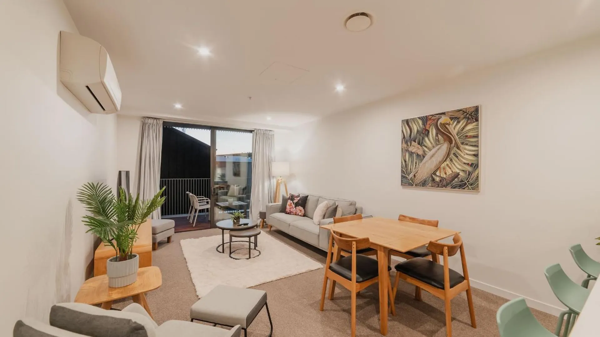 Convenient City Pad - 2Br Laundry Sleeps 5 Christchurch 0*,